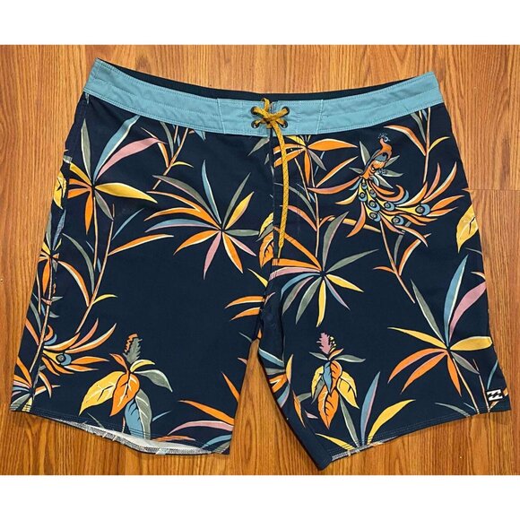 Billabong Other - Billabong Recycler Sundays Pro Mens 38 Board Shorts Tropical Hawaiian Beach